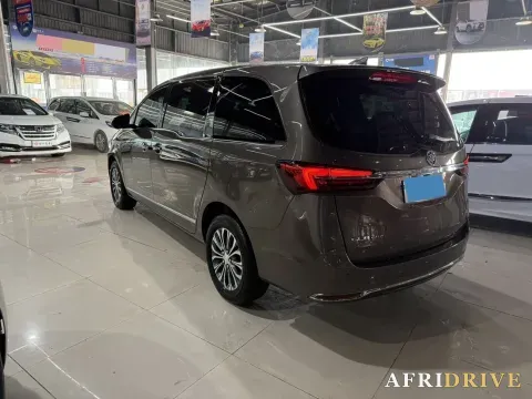 2022 Buick GL8 5