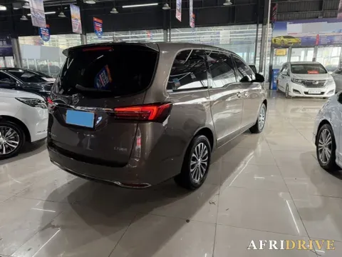 2022 Buick GL8 6