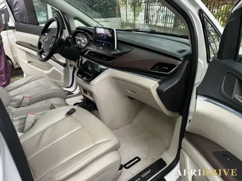 2023 Buick GL8 6