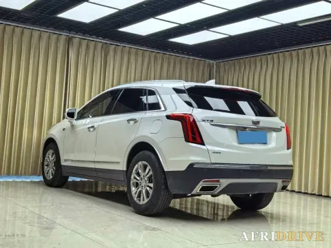 2021 Cadillac XT5 8