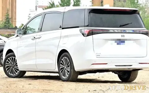 2025 Buick GL8 4