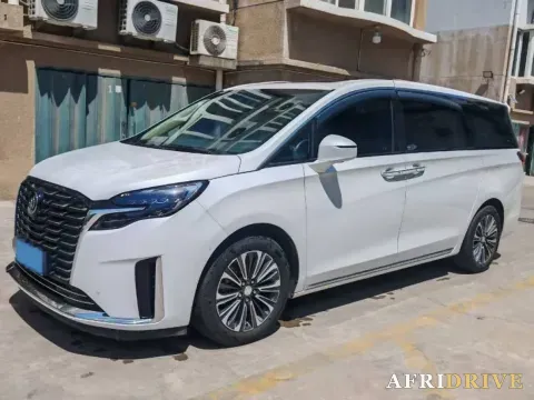 2023 Buick GL8