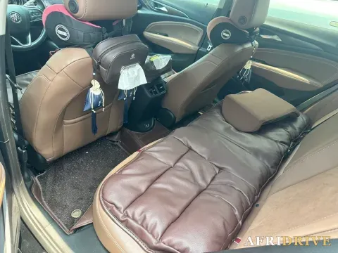 2023 Buick Regal 6