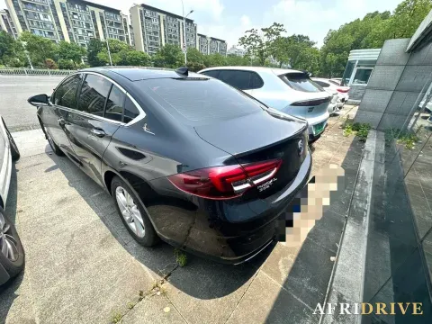 2023 Buick Regal 8
