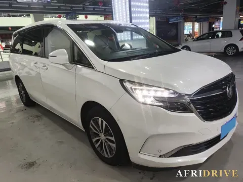 2022 Buick GL8 2