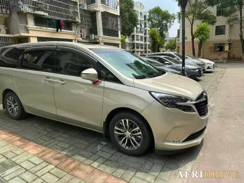 2022 Buick GL8 4