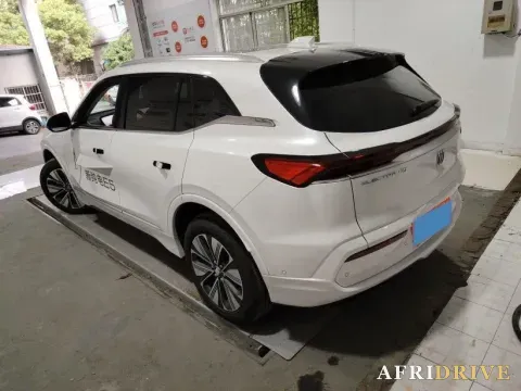 2025 Buick E5 4