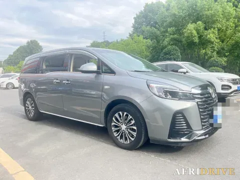 2023 Buick GL8 3