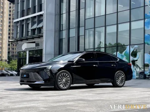 2025 Buick Larcosse