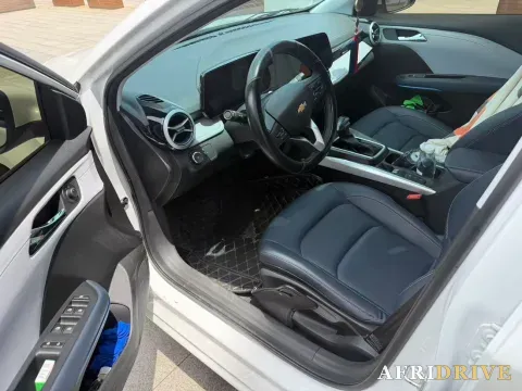 2023 Chevrolet Monza 2