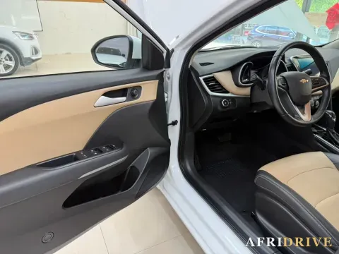 2022 Chevrolet Monza 8