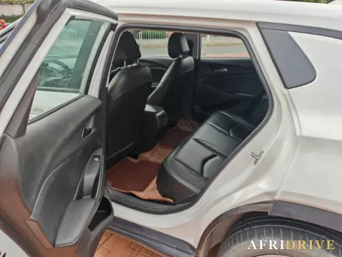2022 Chevrolet Seeker 6