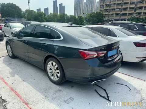 2022 Chevrolet Malibu XL 5