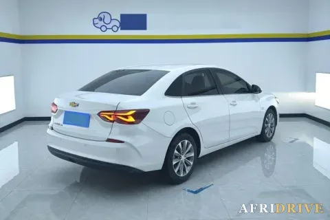 2022 Chevrolet Monza 2