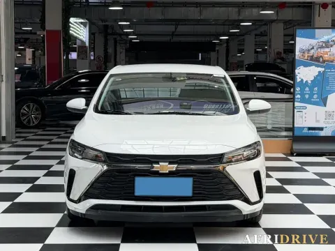 2023 Chevrolet Monza 2