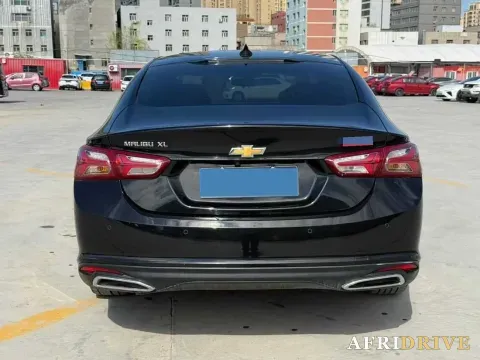 2022 Chevrolet Malibu XL 8