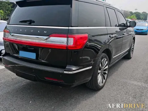 2019 Lincoln Navigator 5