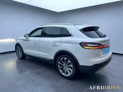 2021 Lincoln Nautilus 6