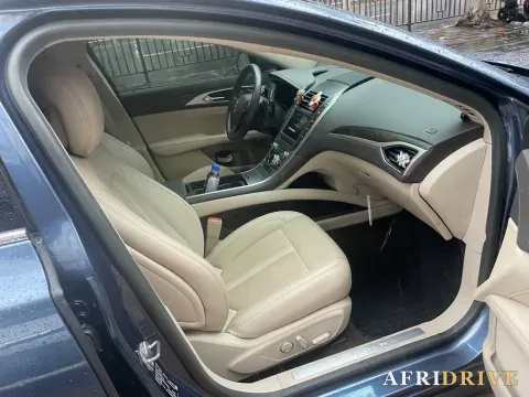 2019 Lincoln MKZ 7