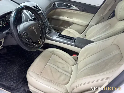 2019 Lincoln MKZ 4