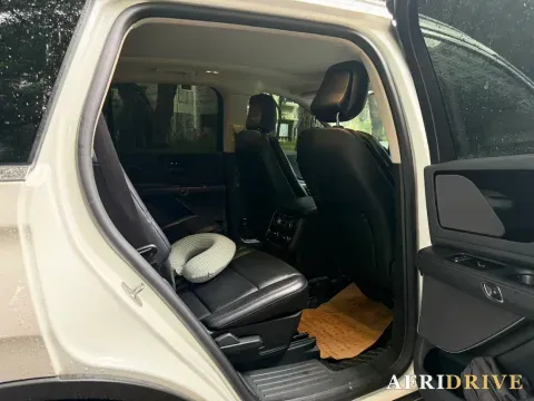 2021 Lincoln Aviator 3