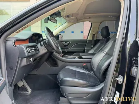 2021 Lincoln Aviator 6