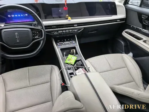 2023 Lincoln Corsair 4