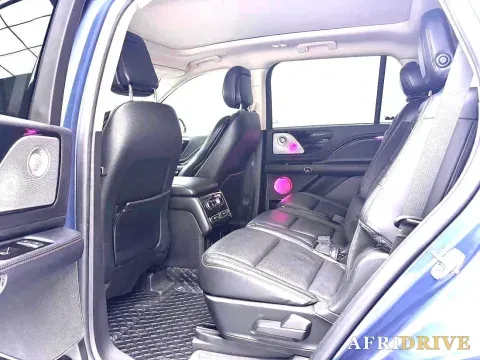 2020 Lincoln Aviator 6