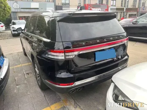 2020 Lincoln Aviator 4
