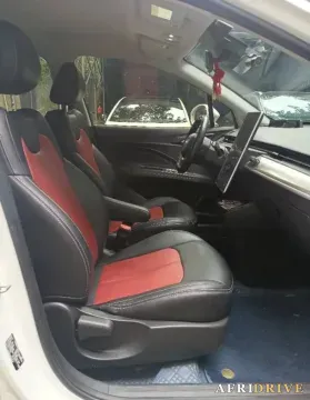 2021 Neta V 7