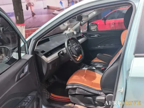 2022 Neta V 5
