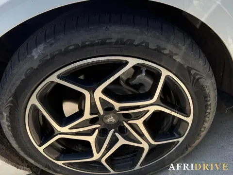 2023 Neta GT 8