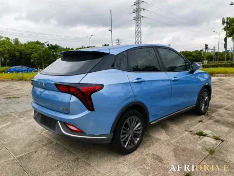 2022 Neta V 5
