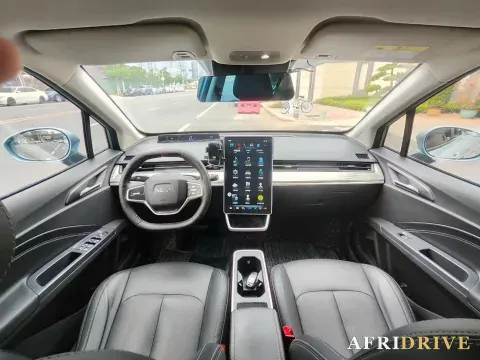 2022 Neta V 4