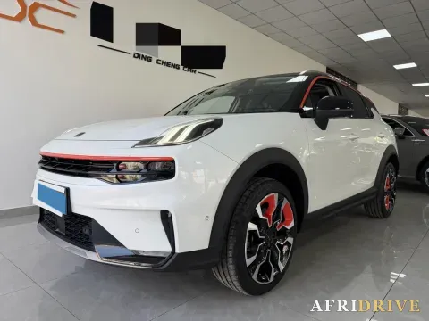 2020 LYNK&CO 06