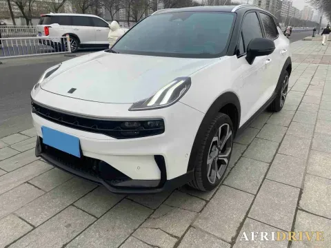 2023 LYNK&CO 06