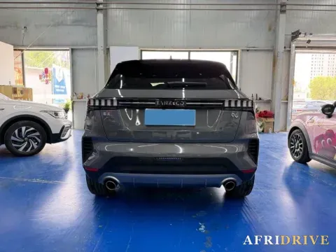 2023 LYNK&CO 06 8