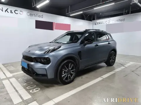 2025 LYNK&CO 01