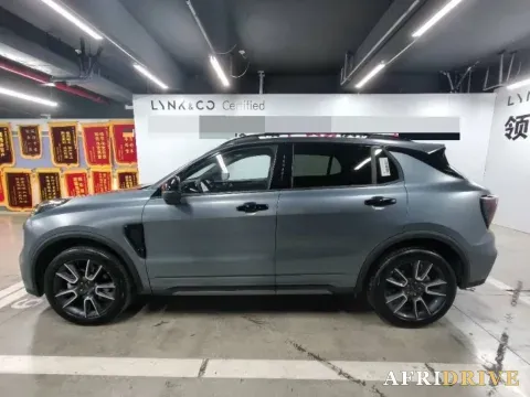 2025 LYNK&CO 01 3