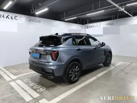 2025 LYNK&CO 01 4
