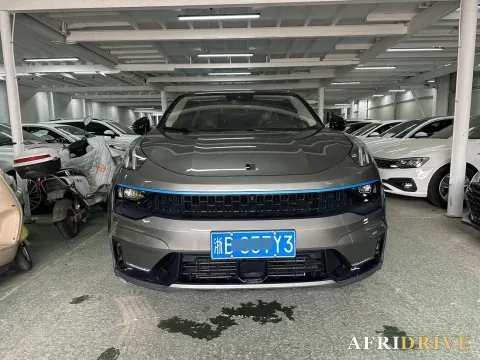 2022 LYNK&CO 05 2