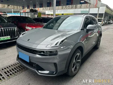 2023 LYNK&CO 06