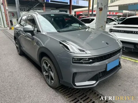 2023 LYNK&CO 06 2