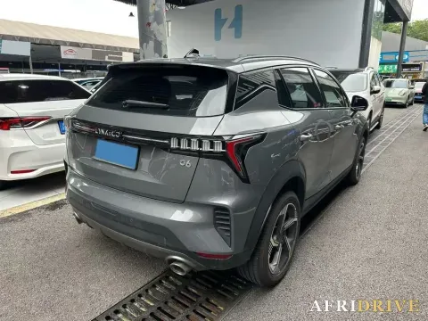 2023 LYNK&CO 06 4