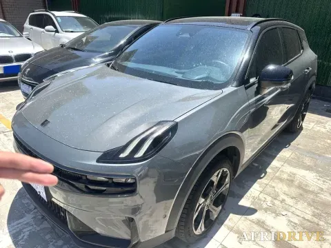 2023 LYNK&CO 06