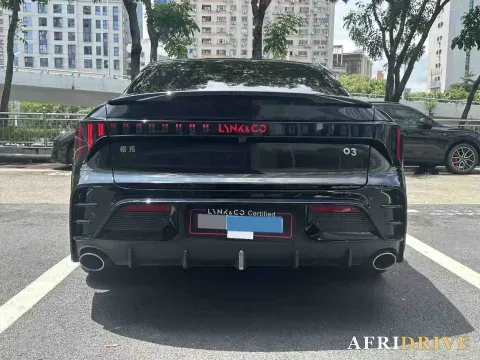 2025 LYNK&CO 03 4