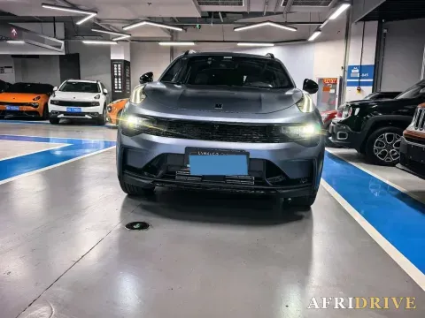 2025 LYNK&CO 01 2