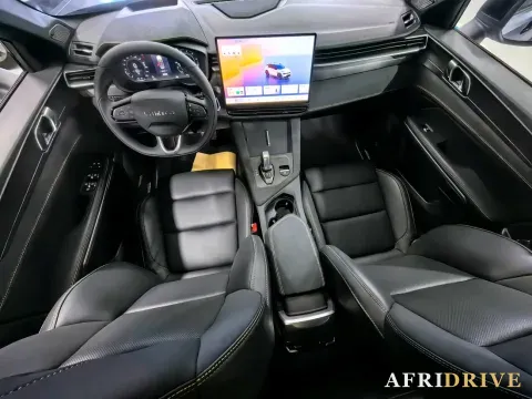 2025 LYNK&CO 01 5