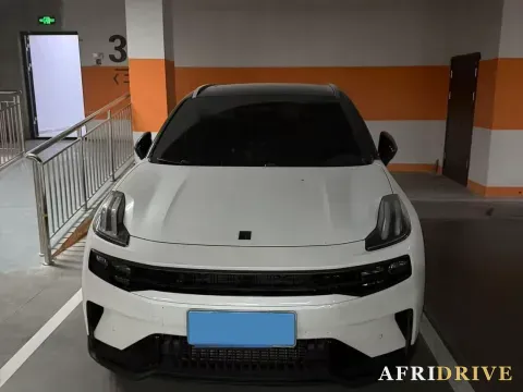 2023 LYNK&CO 06 2