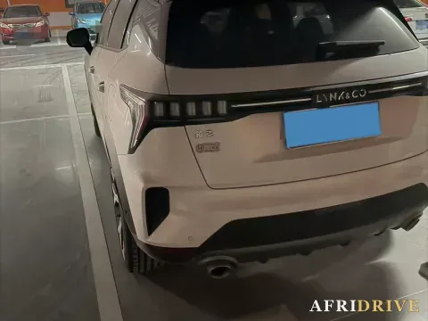 2023 LYNK&CO 06 4